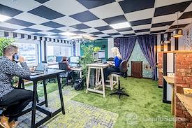 DeskLodge House