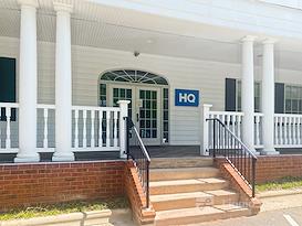 HQ | NC, Bermuda Run - York Way