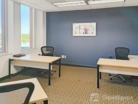 Regus | MI, Troy - Columbia Center