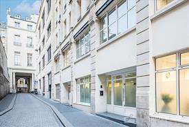 HQ - Paris République