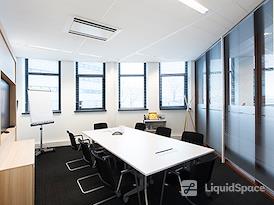 Regus | Roermond, Looskade