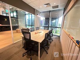 Woods Square Solo 1 | Woodlands