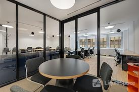 Corporate Suites: 880 3rd Avenue