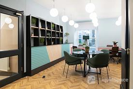 Wizu Workspace | Royal House