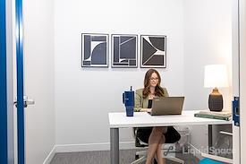 Expansive - Plaza on the Lake