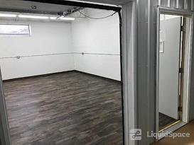 Store & Work 36