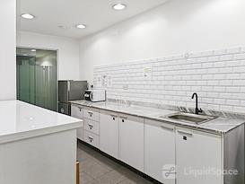 Regus | Lagos, Lennox