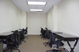 Jay Suites - 10 Times Square