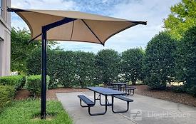 Regus | Perimeter Woods