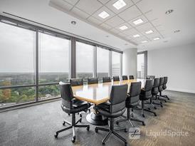 Regus | Promenade