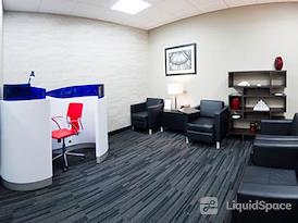 Regus | 401 North Michigan