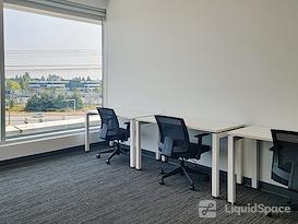 SPACES | BC, Surrey - The Professional Center