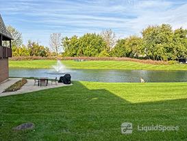 HQ | IL, Grayslake - N Atkinson Rd