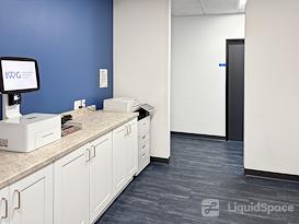 HQ | CA, Gold River - Coloma Rd