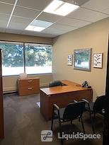 580 Executive Center