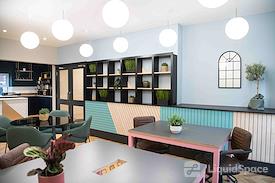 Wizu Workspace | Royal House