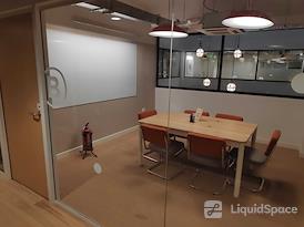 WeWork Embassy Quest
