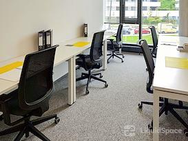 Regus | Prague, Dynamica