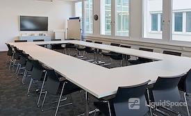 Regus | Stuttgart, STEP