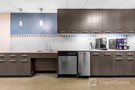 Regus | International Plaza
