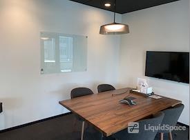 Industrious - Arlington Court House