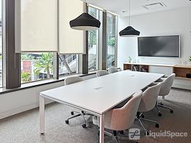 SPACES | Miami - Spaces CocoWalk