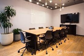 Industrious - 350 Massachusetts