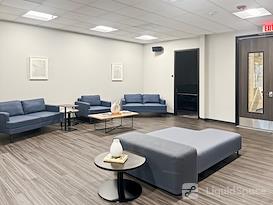 SPACES | CA, Fresno - E River Park Circle