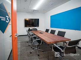 Expansive - Cathedral Square