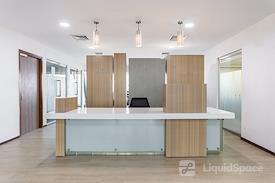 Regus | KARACHI, Regus Financial District Centre