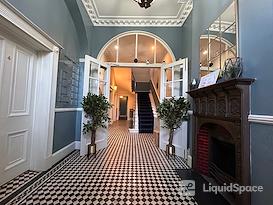 Regus | NEW DELHI, Elegance