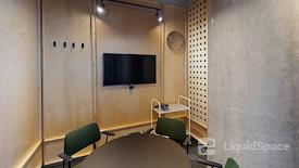 FORA | White Collar Factory 