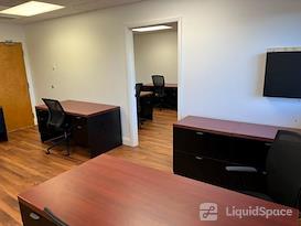 Crown Center Executive Suites (CCESuites)