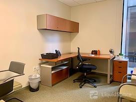Carr Workplaces - Embarcadero Center