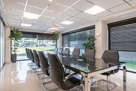 Regus | Glifada, Labraki