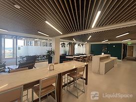 Carr Workplaces - Embarcadero Center