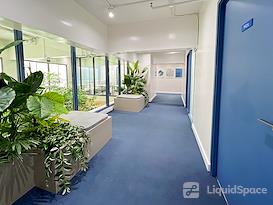 Regus | Quezon City, Triumph Square