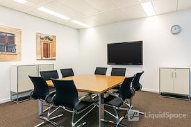 Signature | FRANKFURT, SIGNATURE OpernTurm