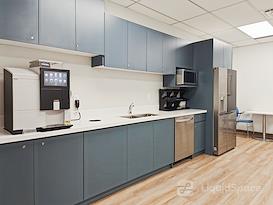 HQ | ON, Markham - Woodbine Ave