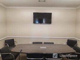 Woodmere Executive Suites