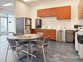 HQ | IL, Naperville - Route 59