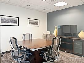 Regus || Liberty Centre Lloyd District