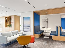 Regus | Shanghai, Harbor Ring Plaza