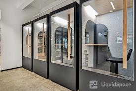 Industrious - Lex & E 50th St