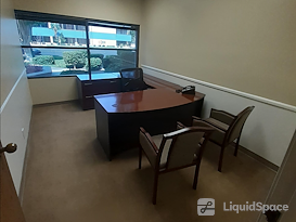 (AES) Airport Executive Suites 