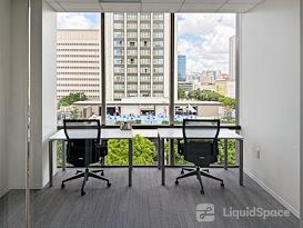 Regus | CA, San Diego - 225 Broadway