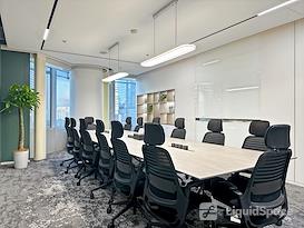 SPACES | Shanghai, Jinmao Tower