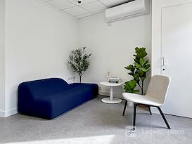 Regus | London, 123 Disraeli Road