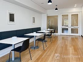 Regus | Englewood - W Palisade Ave