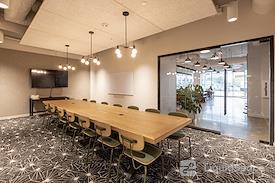 Common Desk - Energy Square